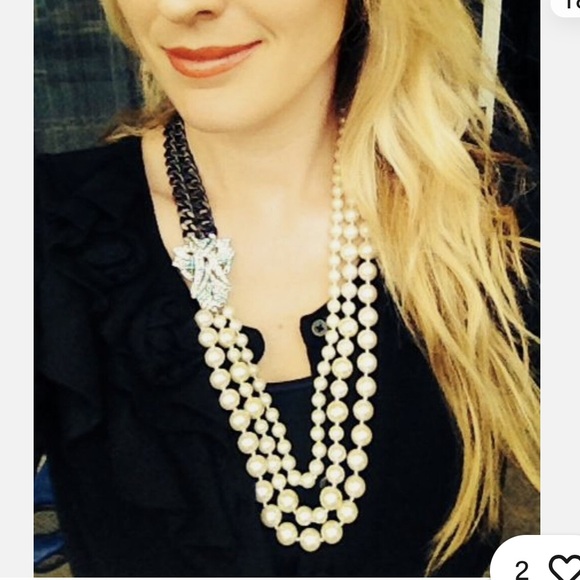 Stella & Dot Daisy Necklace - Picture 9 of 10